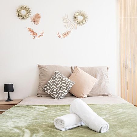 Chambre Privee Premium "La Belle Etoile" Apartment Pau Luaran gambar