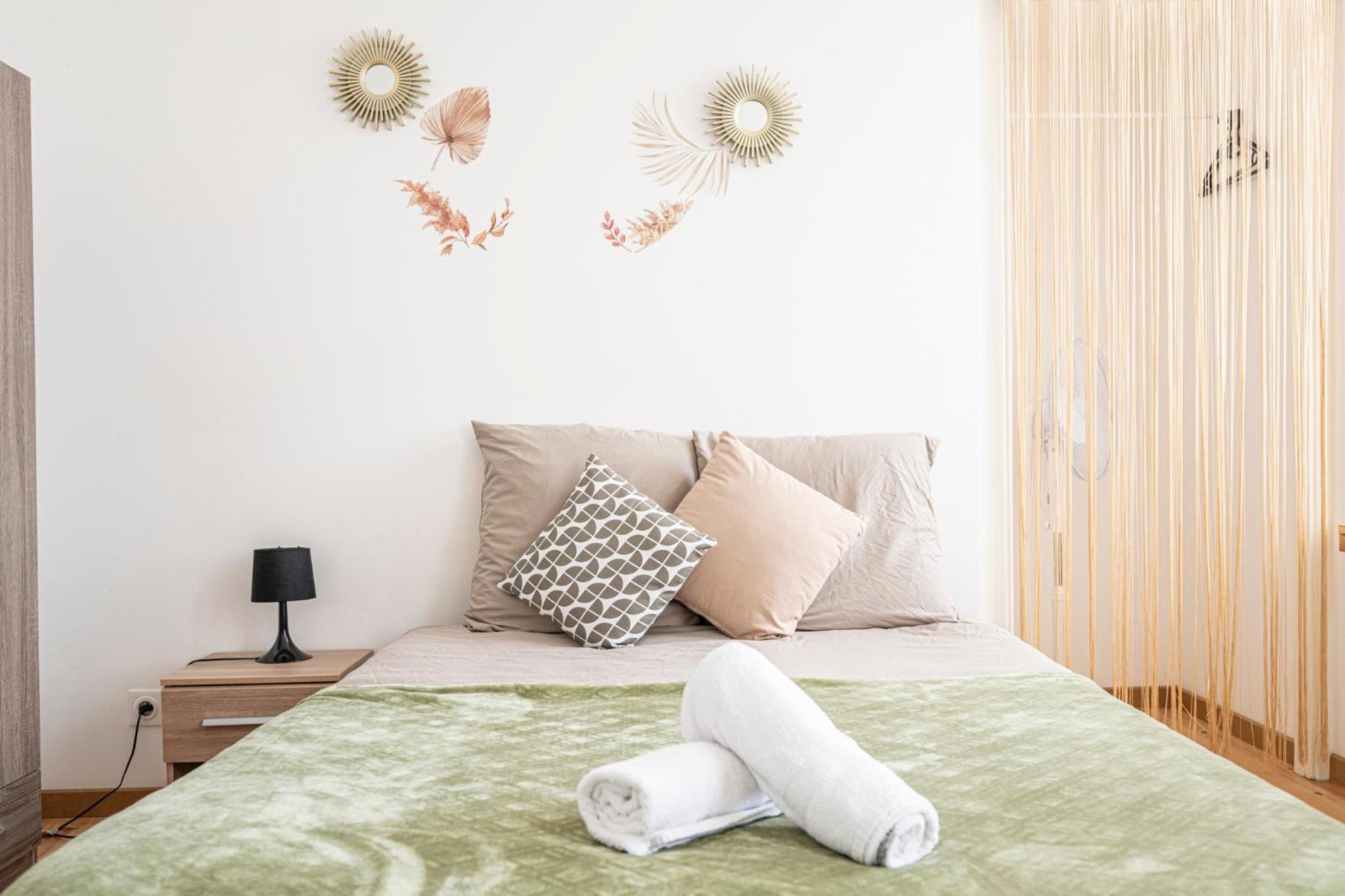 Chambre Privee Premium "La Belle Etoile" Apartment Pau Luaran gambar